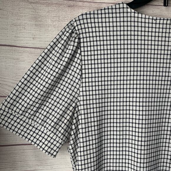 Adrianna Papell Black and White Check Blouse Puff Sleeves V Neckline Size Large - Picture 8 of 11